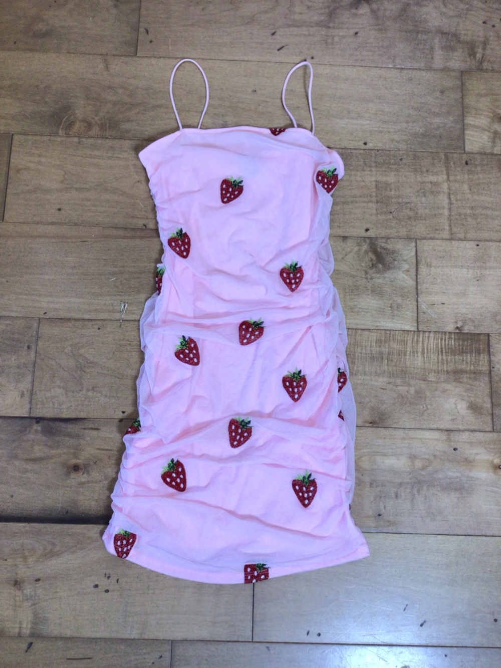NWOT Rue21 Strawberry Mesh Ruched Mini Dress Pink Kawaii Sheer Overlay Stretch M - Picture 6 of 7